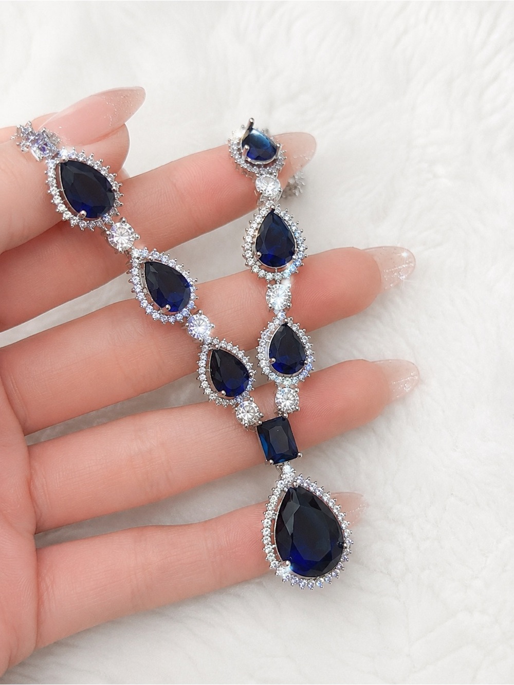 Classic Deep Blue Teardrop Necklace -